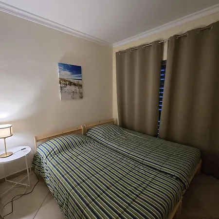 Ferienhaus Moradia V4 A 1km Da Da Manta Rota